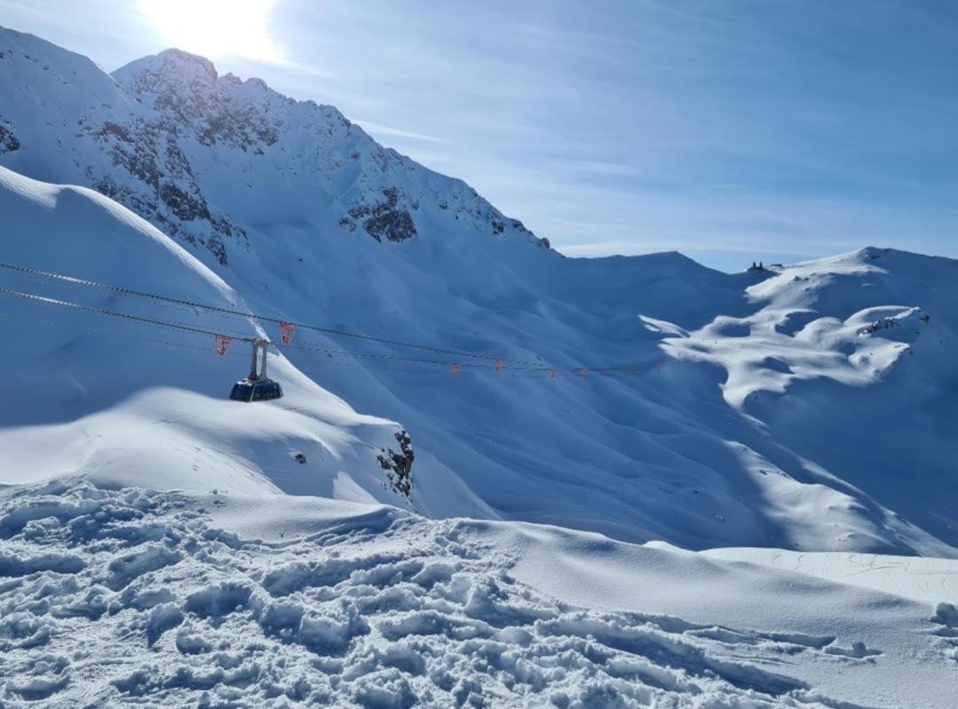 Fewo D'Rock Arosa- Center Of Nightlife By Nature Apartments Switzerland 客房 照片